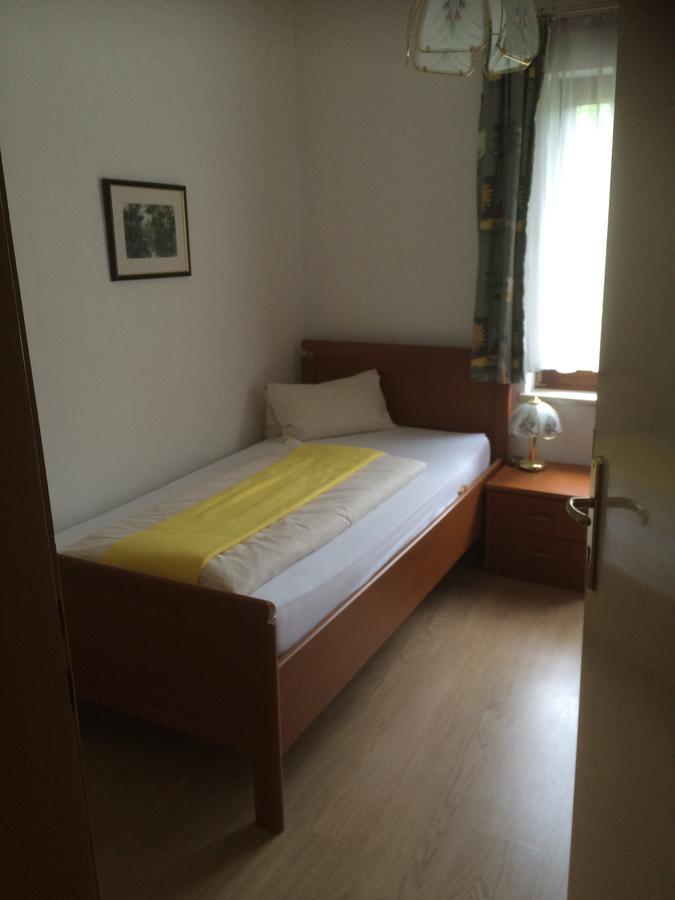 Hotel Jerolitsch Krumpendorf Bagian luar foto