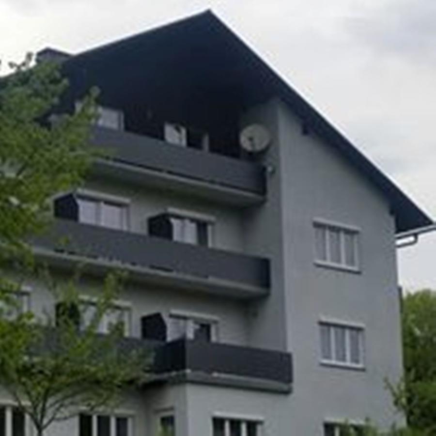 Hotel Jerolitsch Krumpendorf Bagian luar foto
